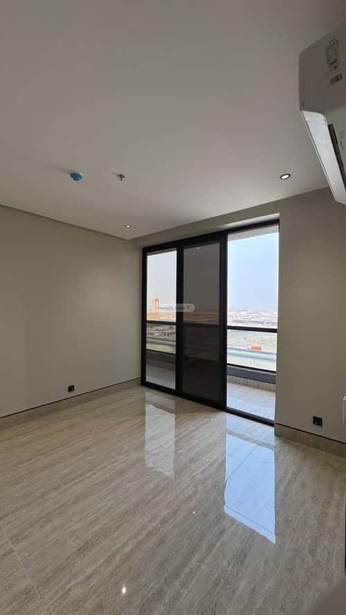 3 bedroom apartment in Dahiat King Fahd 2