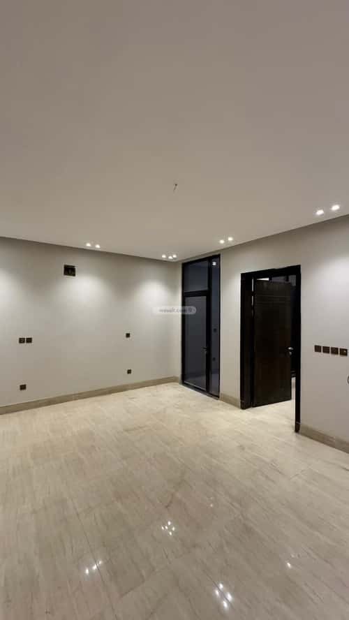 6 bedroom villa in Dahiat King Fahd 3