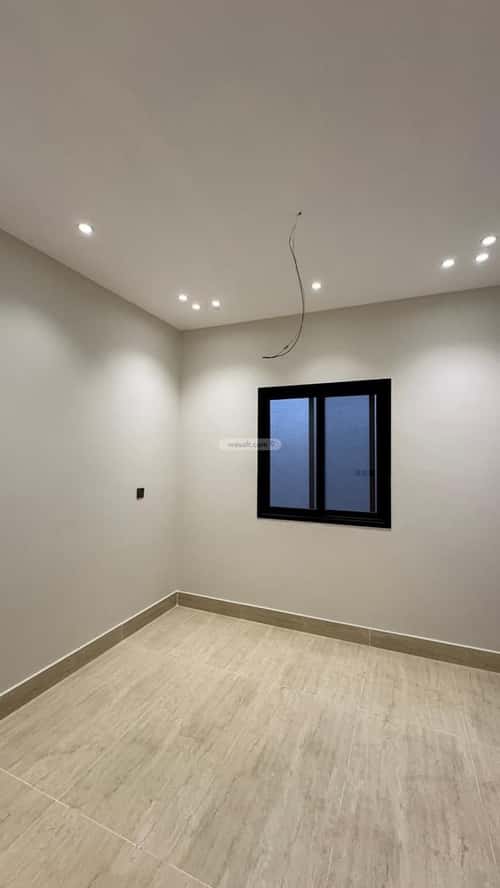 6 bedroom villa in Dahiat King Fahd 10