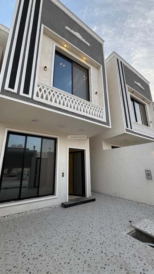 6 bedroom villa in Dahiat King Fahd 4