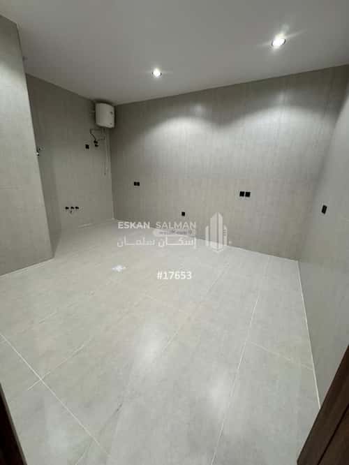5 bedroom villa in Dahiat King Fahd 2