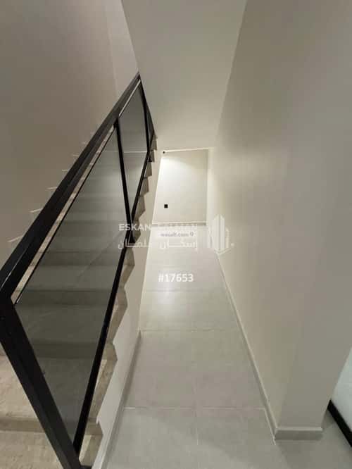 5 bedroom villa in Dahiat King Fahd 9