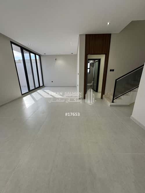 5 bedroom villa in Dahiat King Fahd 5