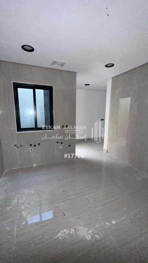 8 bedroom villa in Dahiat King Fahd 3