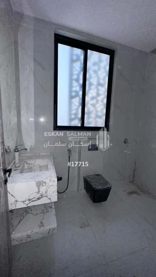 8 bedroom villa in Dahiat King Fahd 11