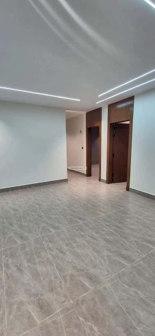 4 bedroom apartment in Dahiat King Fahd 5