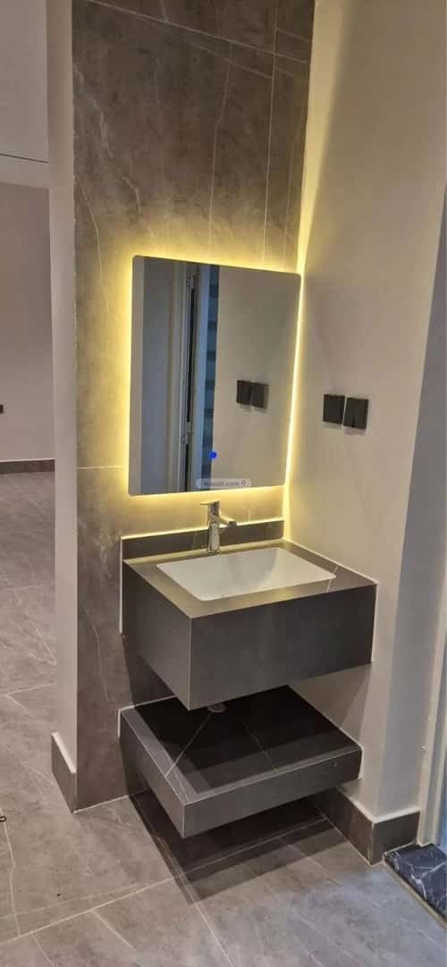 7 bedroom apartment in Dahiat King Fahd 3