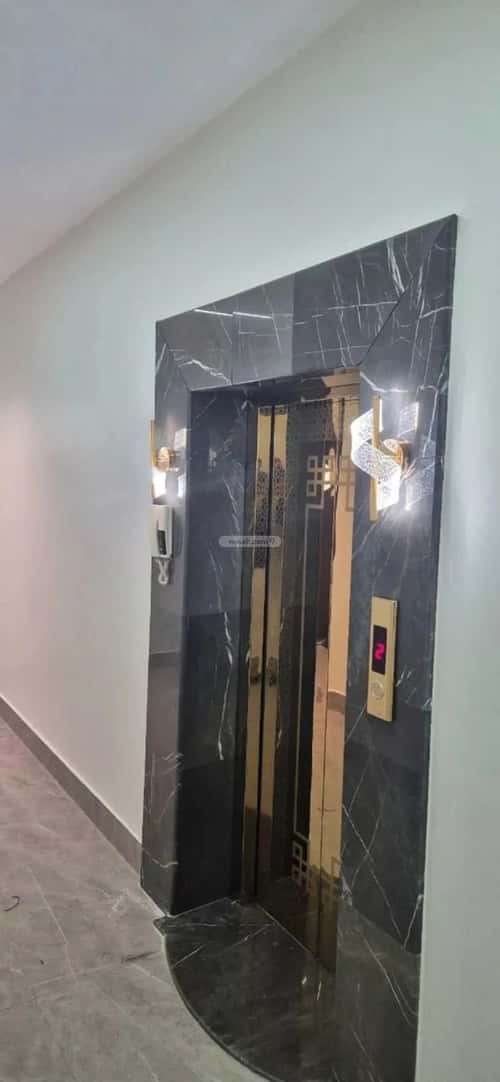 4 bedroom apartment in Dahiat King Fahd 2