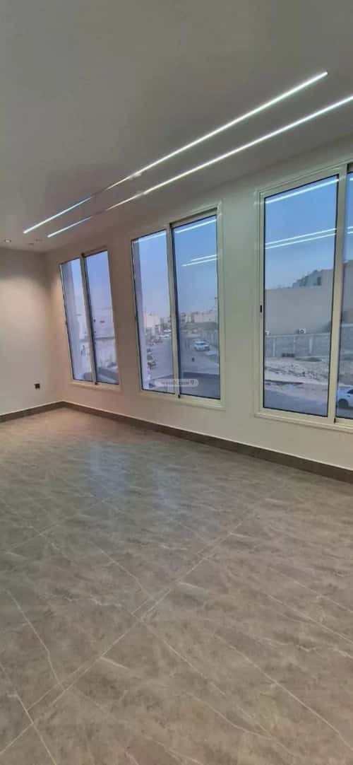 4 bedroom apartment in Dahiat King Fahd 5
