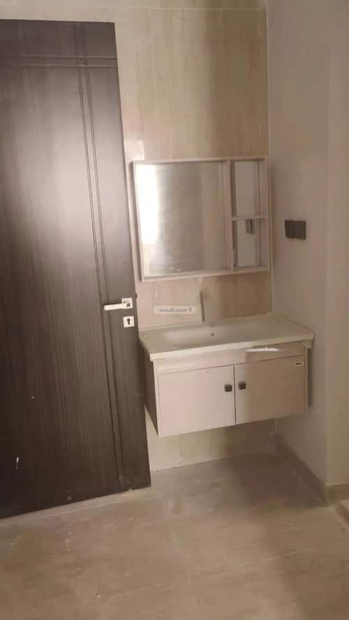 شقة 6 غرف في النور 4