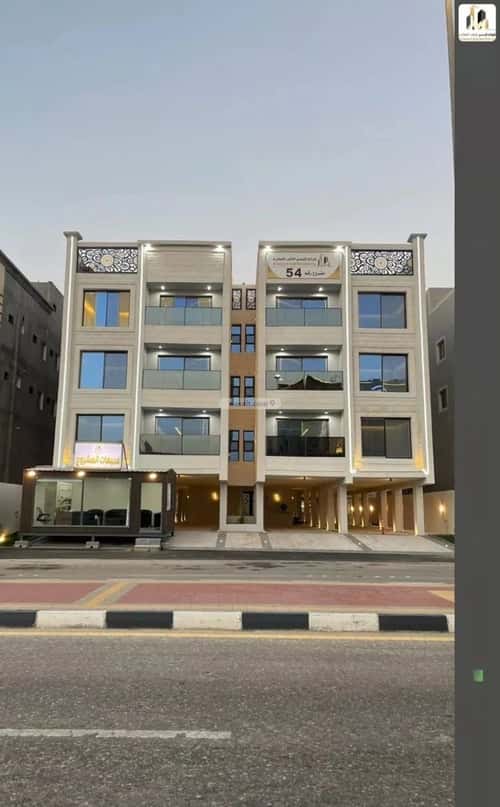 6 bedroom apartment in Al Jawharah 9