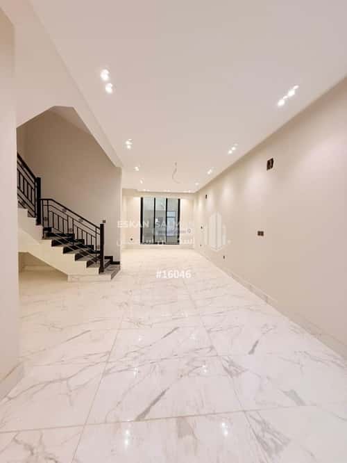 5 bedroom villa in Dahiat King Fahd 3