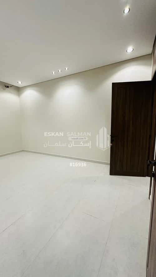 5 bedroom villa in Dahiat King Fahd 4