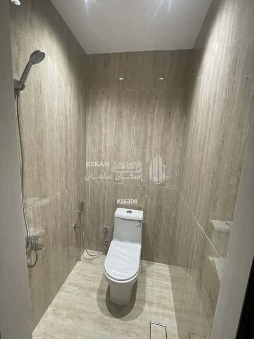 شقة 6 غرف في ضاحية الملك فهد 2