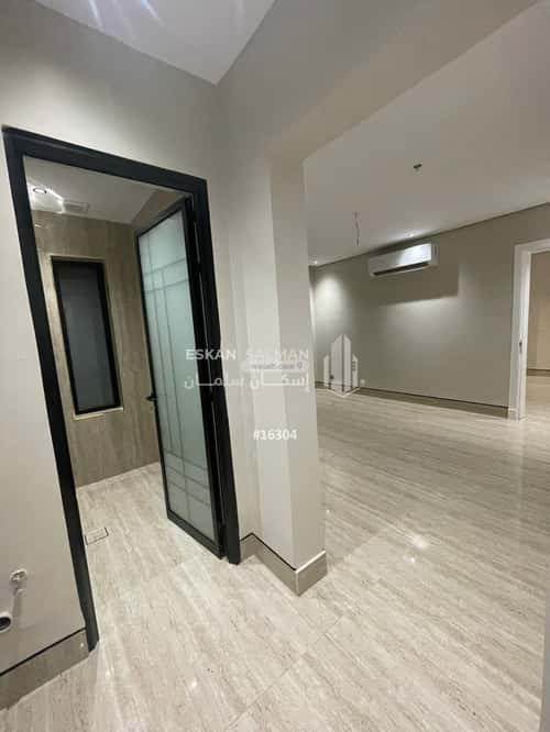 شقة 6 غرف في ضاحية الملك فهد 3