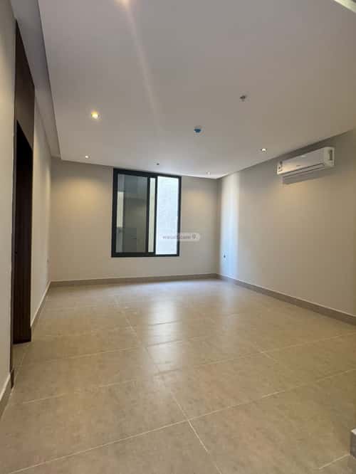 5 bedroom apartment in Dahiat King Fahd 1