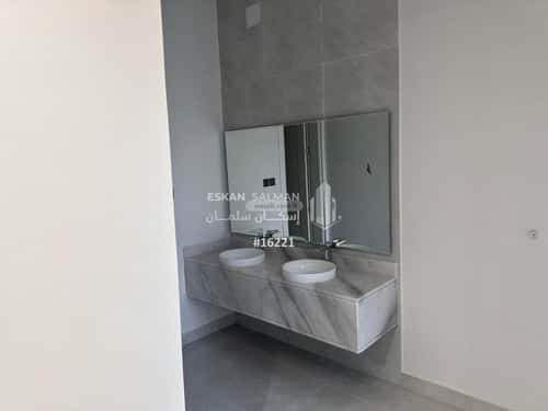 فيلا 9 غرف في ضاحية الملك فهد 2