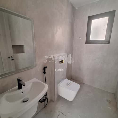 5 bedroom villa in Dahiat King Fahd 4