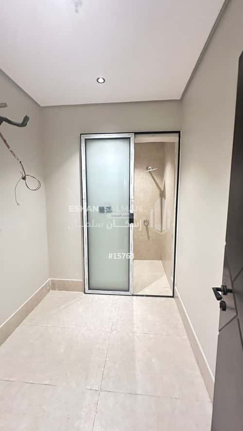 5 bedroom apartment in Dahiat King Fahd 6
