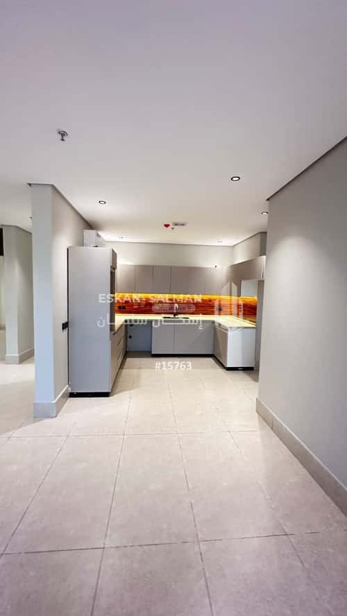5 bedroom apartment in Dahiat King Fahd 3