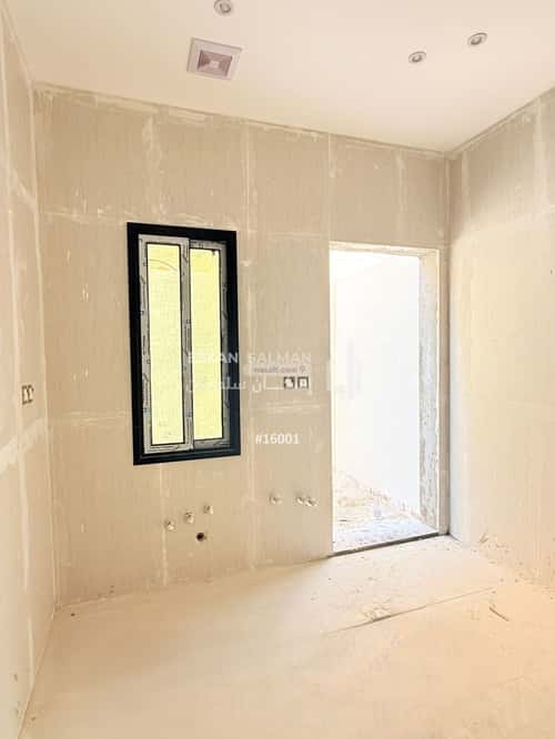 7 bedroom villa in Dahiat King Fahd 3