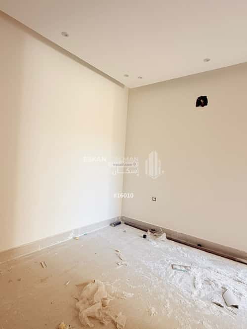 6 bedroom villa in Dahiat King Fahd 7