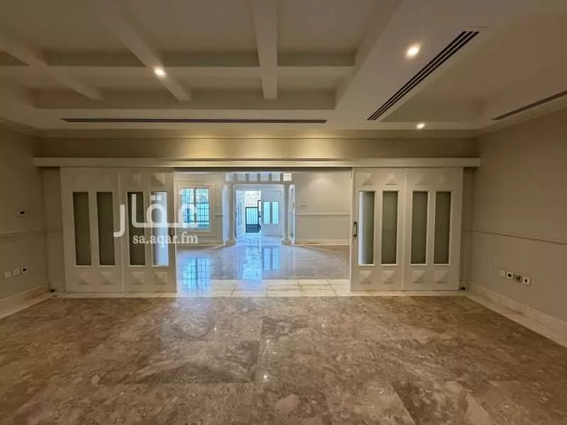 8 bedroom villa in Al Hizam Al Akhdar, Eastern Province 4