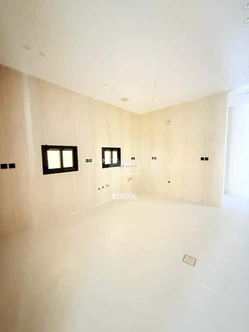 8 bedroom villa in Dahiat King Fahd 5