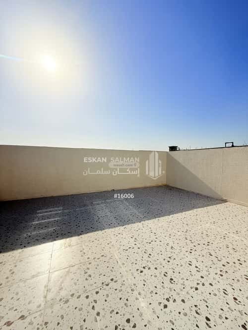 8 bedroom villa in Dahiat King Fahd 4