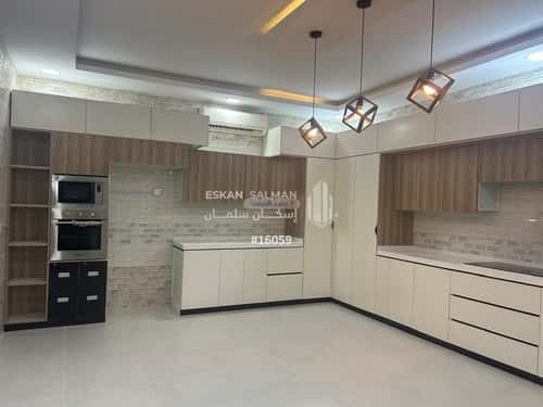 8 bedroom villa in Al Amanah 3