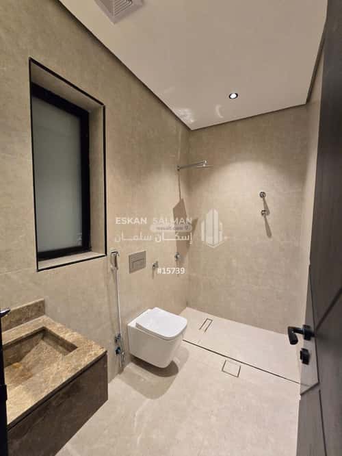 6 bedroom apartment in Dahiat King Fahd 2