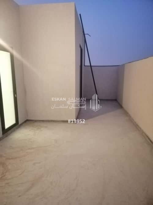 6 bedroom apartment in Dahiat King Fahd 4