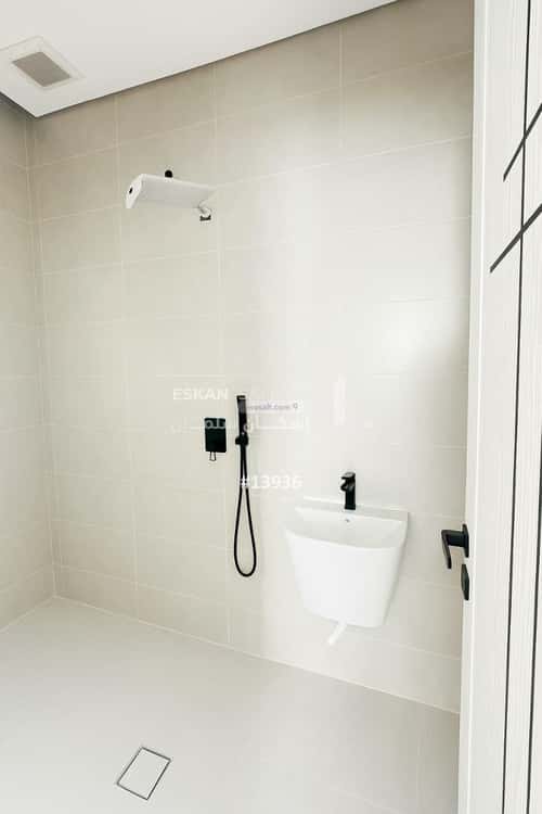 7 bedroom villa in Al Manar 2