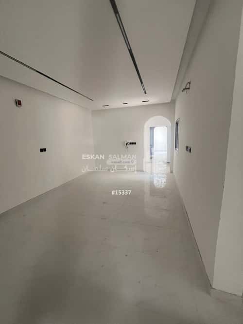 شقة 6 غرف في أحد 5