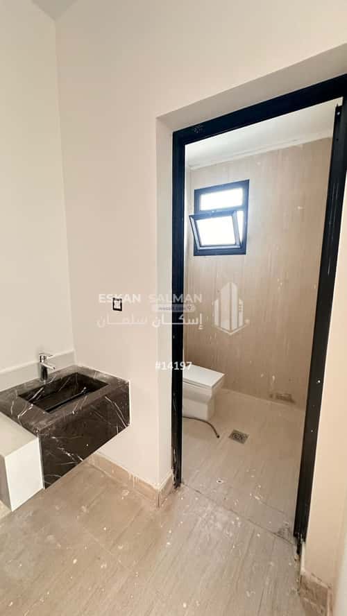 5 bedroom apartment in Muhammed Ibn Saud 6