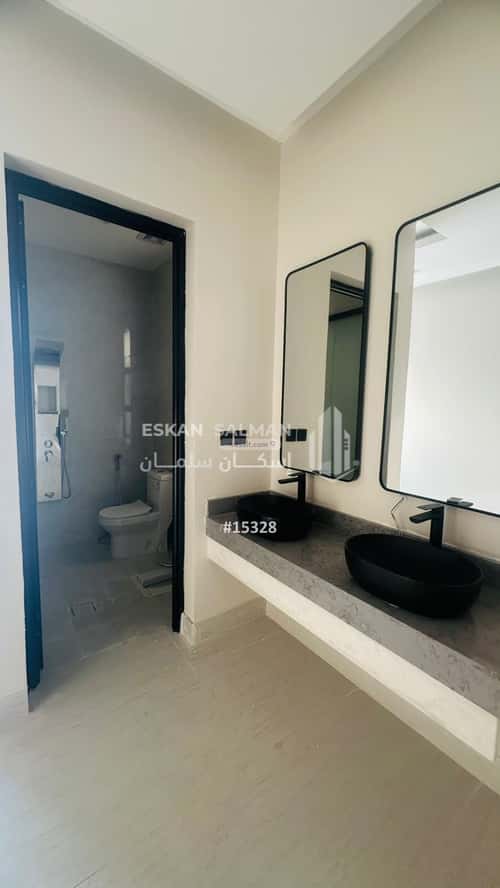 8 bedroom villa in Dahiat King Fahd 3