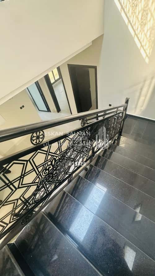 8 bedroom villa in Dahiat King Fahd 8