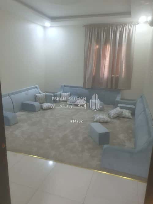 فيلا 11 غرف في ضاحية الملك فهد 2