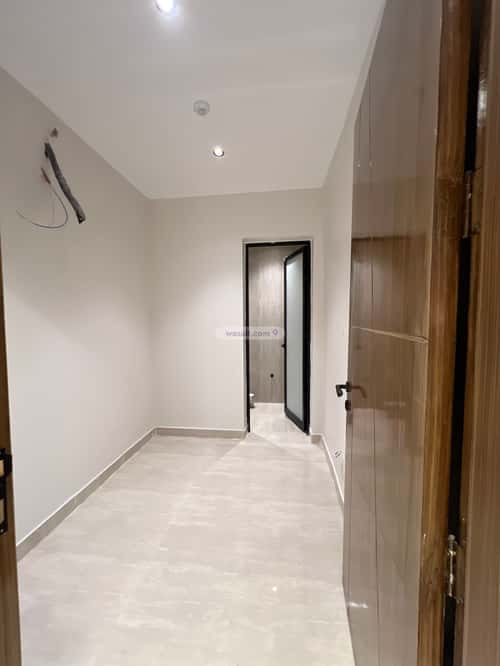 5 bedroom apartment in Al Wahah 10