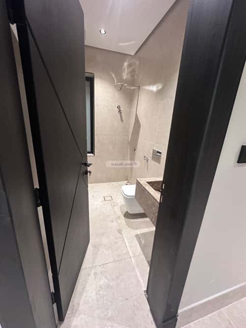 5 bedroom apartment in Dahiat King Fahd 10