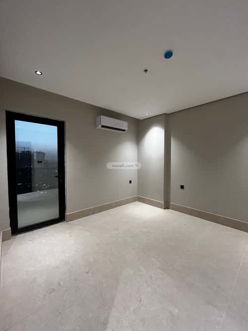 5 bedroom apartment in Dahiat King Fahd 2