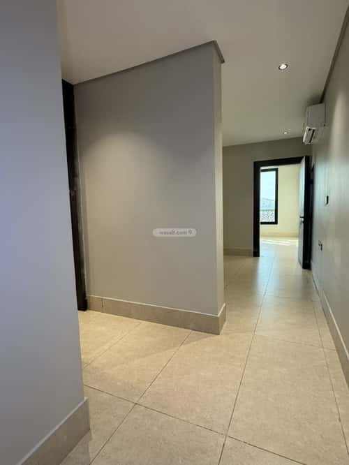 5 bedroom apartment in Dahiat King Fahd 1