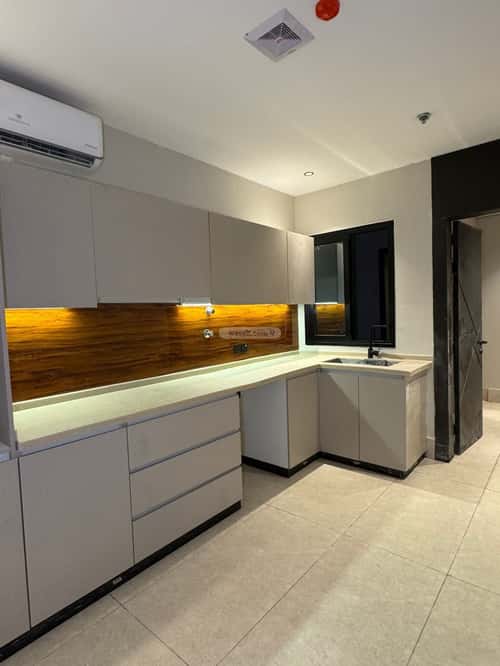 5 bedroom apartment in Dahiat King Fahd 19