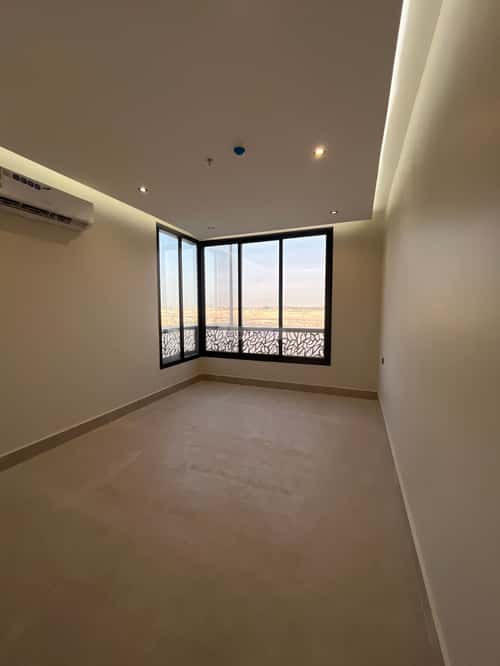 5 bedroom apartment in Ash Shulah 4