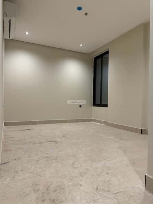 شقة 4 غرف في طيبة 4