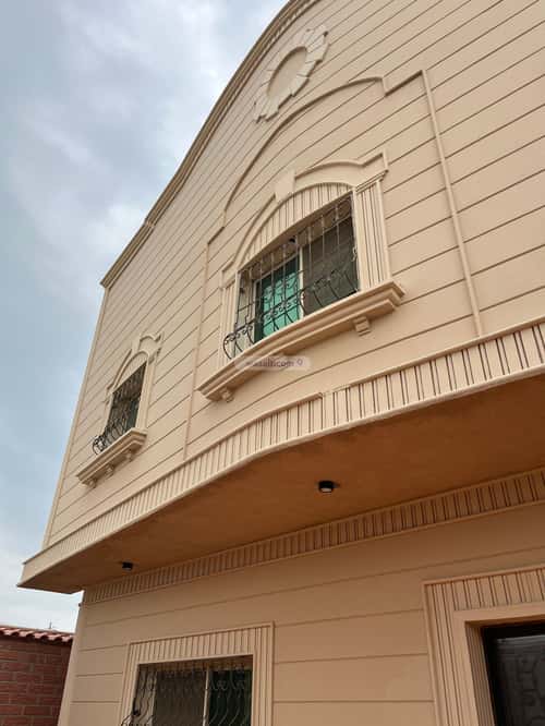 7 bedroom villa in East Beach 4