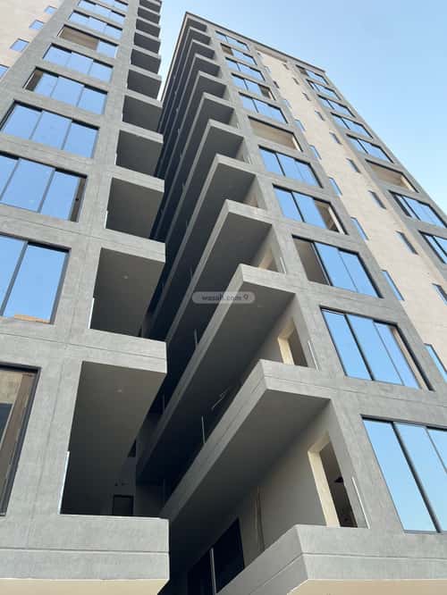 6 bedroom apartment in Dahiat King Fahd 3