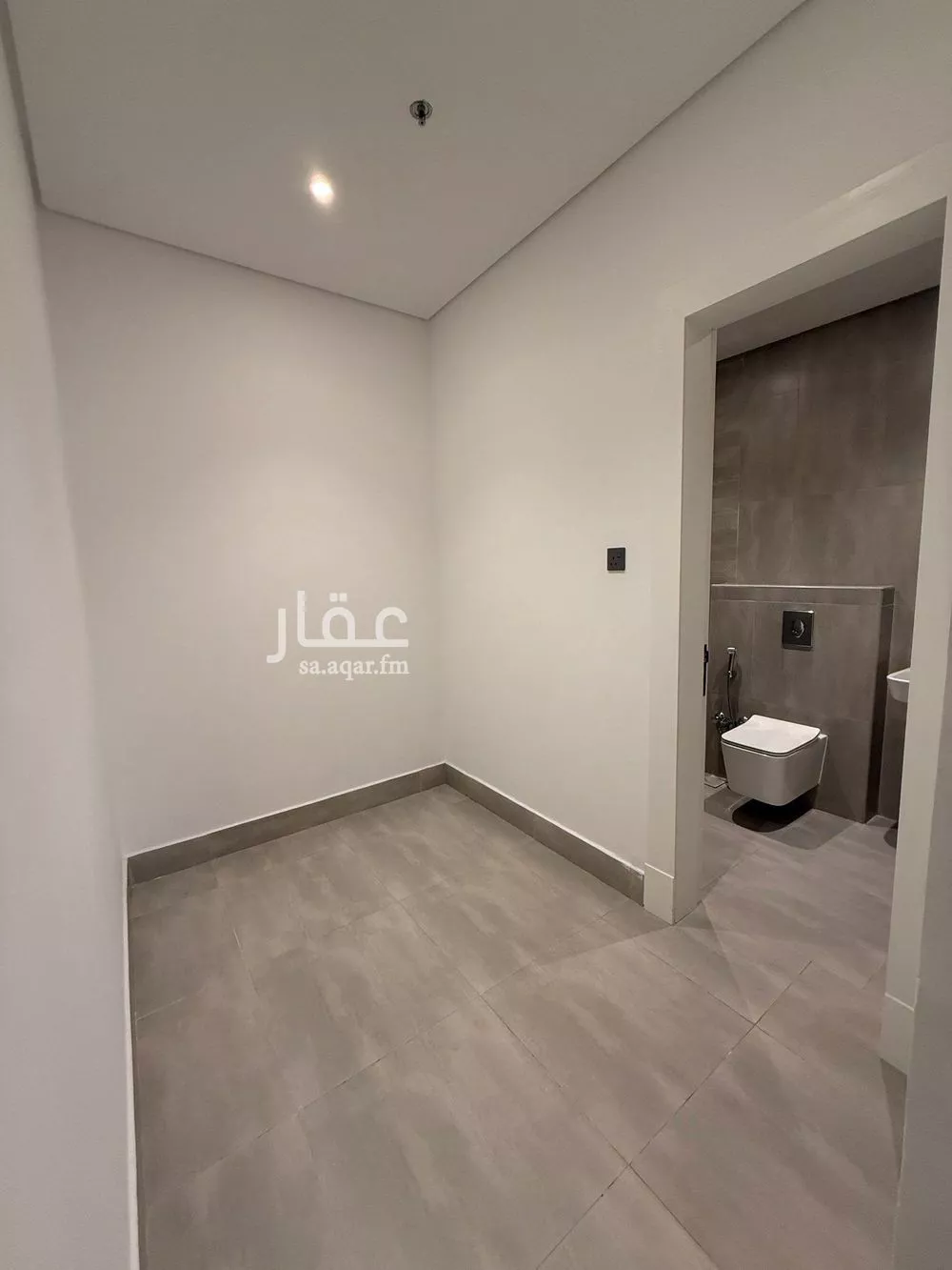 شقة 2 غرف في البحر 4