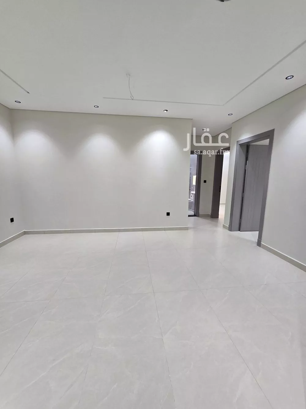 شقة 5 غرف في النزهة 2