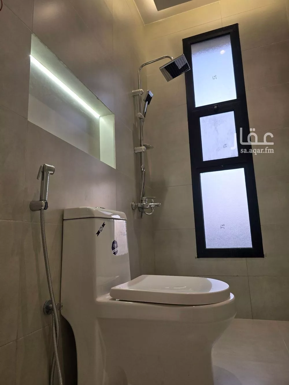 شقة 5 غرف في النزهة 7